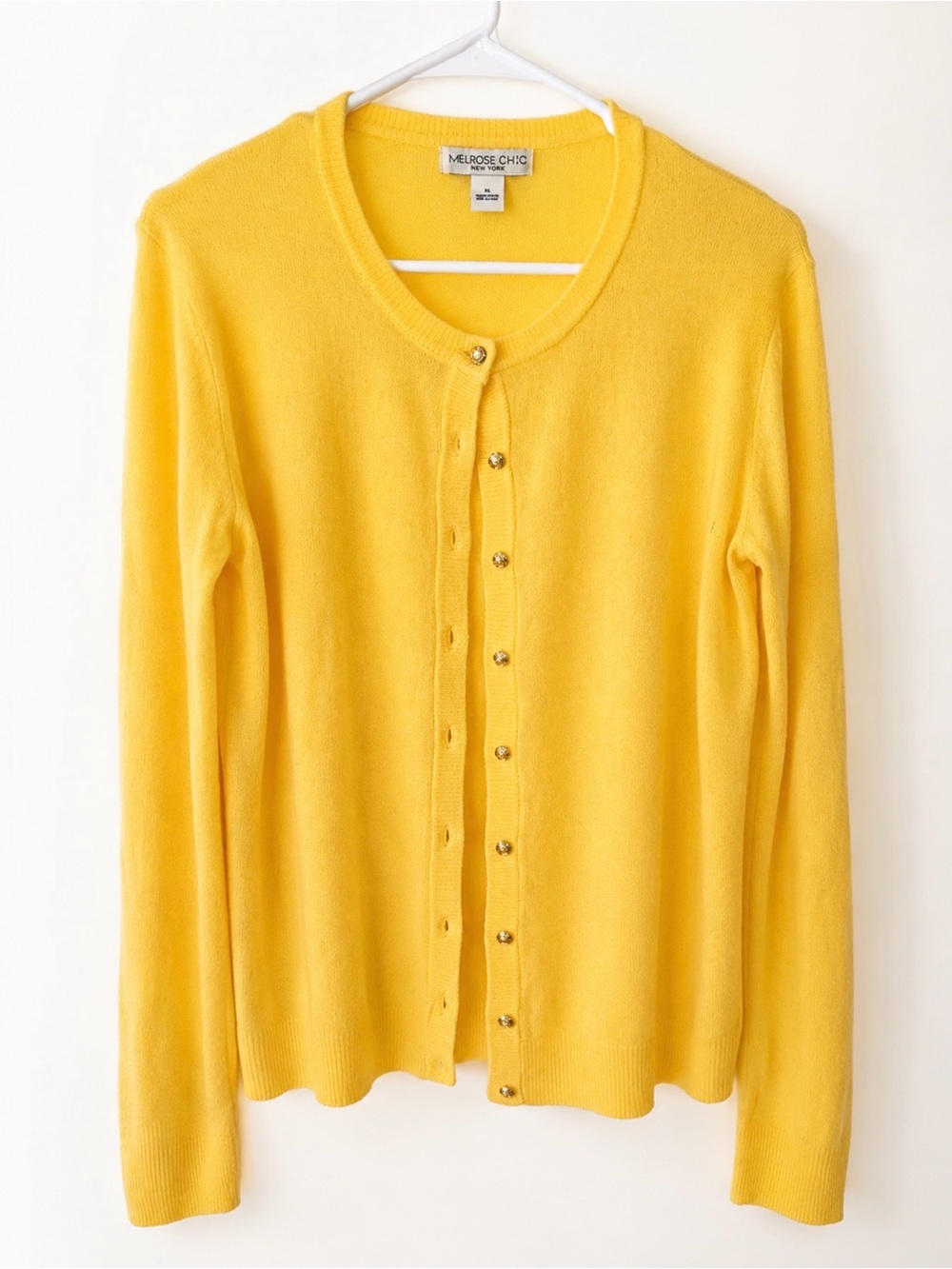 Melrose Chic New York Women's Yellow Button-Front Crewneck Sweater XL Classic